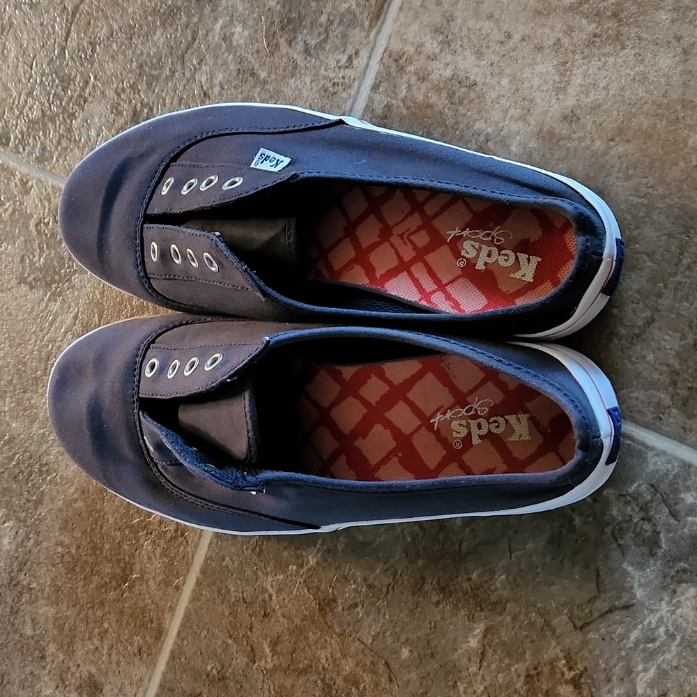 Keds - Picture 2 of 5